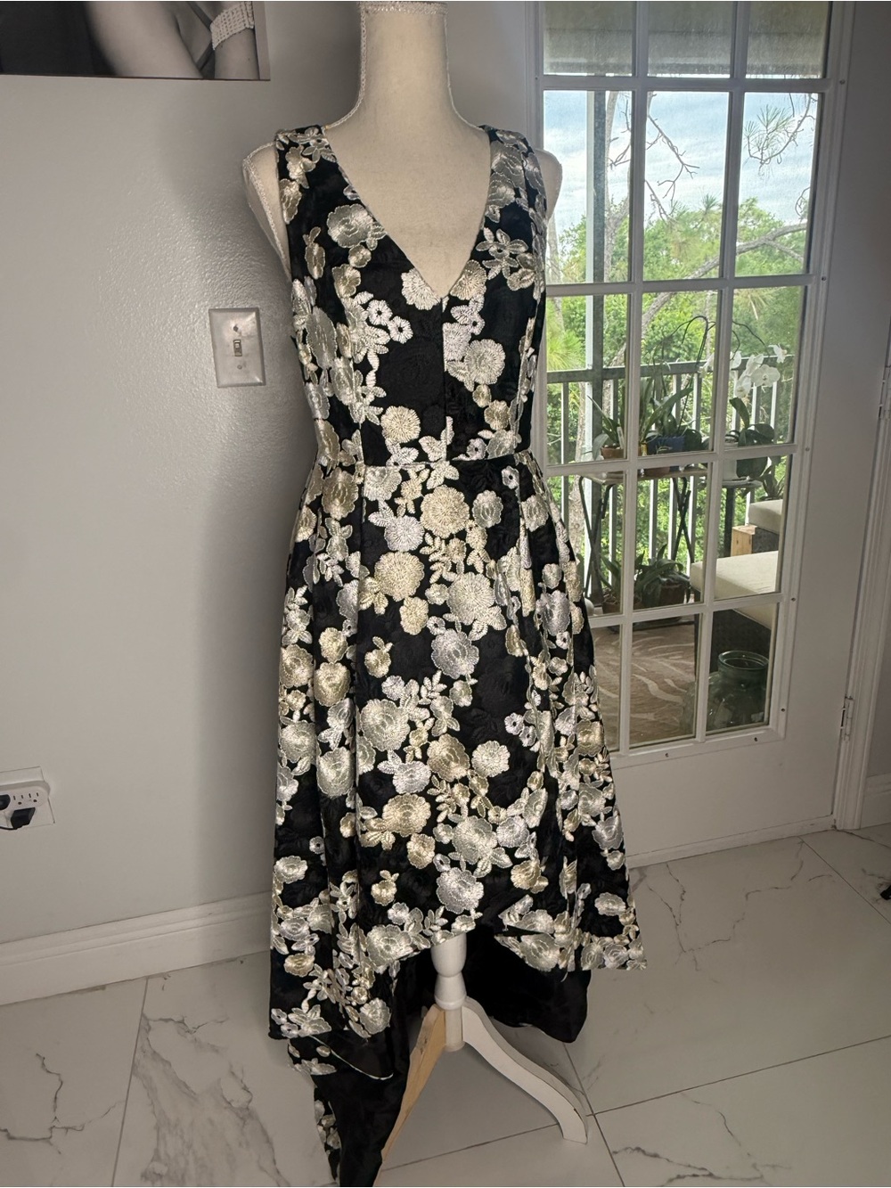 Calvin Klein Black High-Low Floral Metallic V-Neck Dress